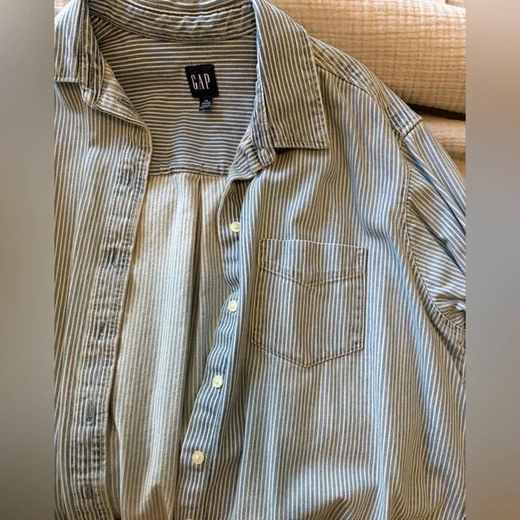 NWOT Gap Denim Stripe ‘Big Shirt’ - size XS petite - Picture 8 of 8